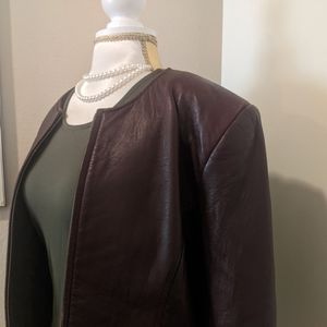 Valerie Stevens Genuine Lamb Leather Jacket! Plum/Brown color